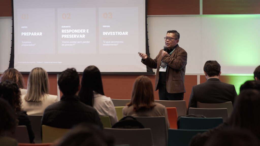 Marcelo Kawakami apresenta as três fases de resposta a incidentes cibernéticos no DES 2026